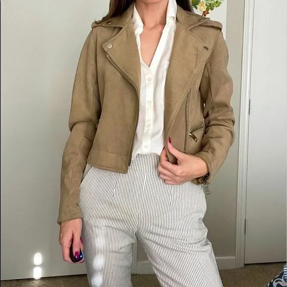 Xhilaration Suede Moto Jacket. Size XS. Never worn. - Picture 3 of 3